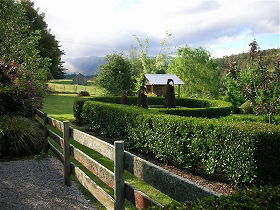 Mole Creek TAS Accommodation Whitsundays