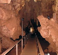 Cutta Cutta Caves Nature Park - Accommodation Whitsundays