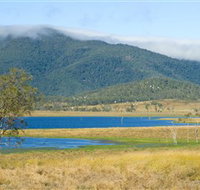 Lake Elphinstone - Accommodation Whitsundays