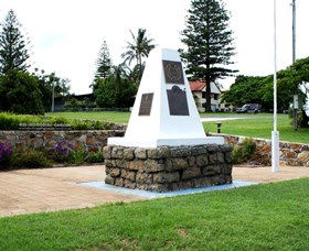Dunwich War Memorial - Accommodation Whitsundays 0