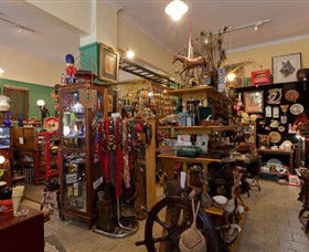 View Street Bazaar - Accommodation Whitsundays 0
