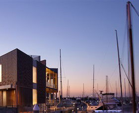 Queenscliff Harbour - Accommodation Whitsundays 0