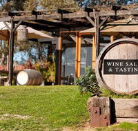 Saint Regis Winery Food  Wine Bar - Accommodation Whitsundays