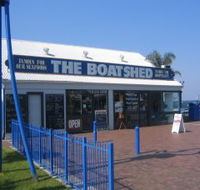 Innes Boatshed - Accommodation Whitsundays