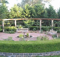 Athol Gardens - Accommodation Whitsundays