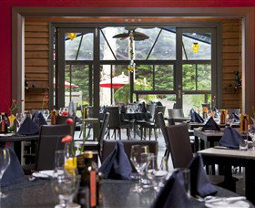 Oakdene Vineyards Restaurant And Cellar Door - Accommodation Whitsundays 2