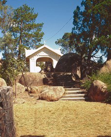 Stanthorpe Soldiers Memorial - Accommodation Whitsundays 1