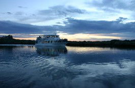 Tamboi Queen Cruises - Accommodation Whitsundays 1