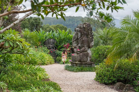 Crystal Castle & Shambhala Gardens - Accommodation Whitsundays 4
