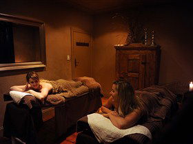 Cocos Hair And Day Spa - Accommodation Whitsundays 1