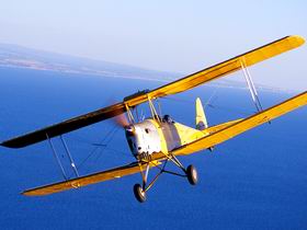 Adelaide Biplanes - Accommodation Whitsundays 2