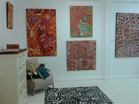 Kiri Kiri Art - Accommodation Whitsundays 2