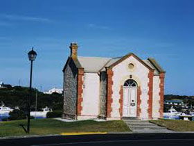Royal Circus And Customs House In Robe - Accommodation Whitsundays 0