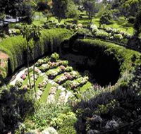 Umpherston Sinkhole - Accommodation Whitsundays