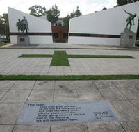 Shepparton Cenotaph - Accommodation Whitsundays