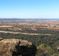 Basin Gully to Eualdrie lookout track - Accommodation Whitsundays