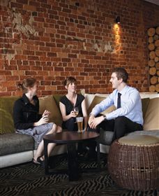 ZedBar - Accommodation Whitsundays 0