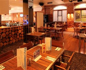 ZedBar - Accommodation Whitsundays 4