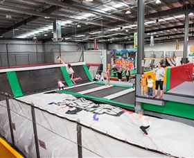 Supatramp Geelong - Accommodation Whitsundays 6