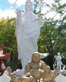 Sakyamuni Buddhist Centre/Van Hanh Monastery - Accommodation Whitsundays 2