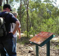 Finchley cultural walk - Accommodation Whitsundays