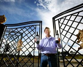 Leogate Estate - Accommodation Whitsundays 0