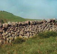 Historic Dry Stone Walls - Accommodation Whitsundays