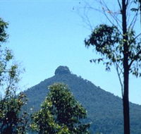 Pigeon House Tea Rooms Pitch and Putt Golf Course - Accommodation Whitsundays