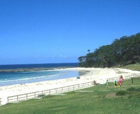 Mollymook Beach - Accommodation Whitsundays 2