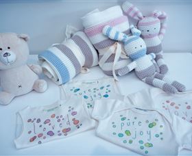 Greenroom Gallery - Accommodation Whitsundays 3