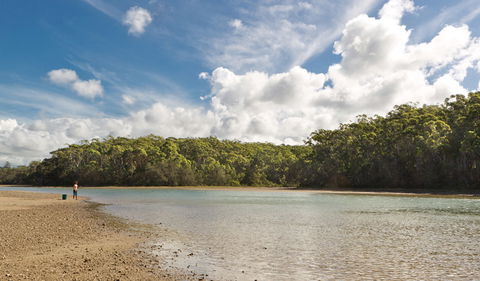 Woolgoolga Lake - Accommodation Whitsundays 2