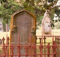 Kooloonbung Creek Nature Reserve and Historic Cemetery - Accommodation Whitsundays