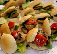 Airport Shuttle Wyndham  cheap tours melbourne - Accommodation Whitsundays