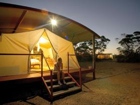 Gawler Ranges Wilderness Safaris - Accommodation Whitsundays 1