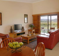 Nightingale Wines Luxury Villas - Accommodation Whitsundays