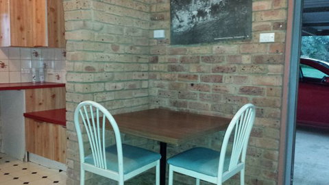 Hilldrop Motor Inn - Accommodation Whitsundays 5