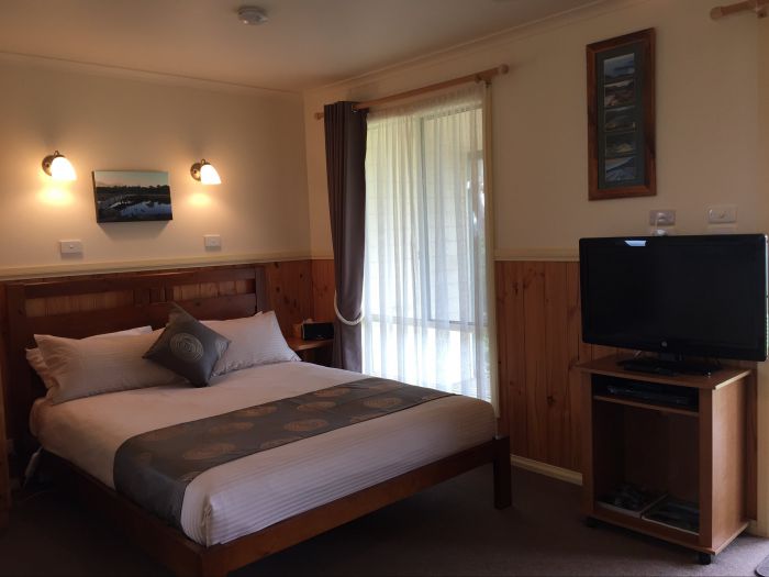 Woorarra West VIC Accommodation Whitsundays