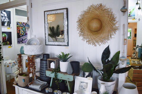 DBar Gallery - Accommodation Whitsundays 1