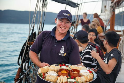 Whitsundays Sunset Sailing Cruise - Accommodation Whitsundays 5
