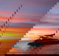 Sunset 3-Hour Cruise from Darwin Includes Dinner and Sparkling Wine - Accommodation Whitsundays