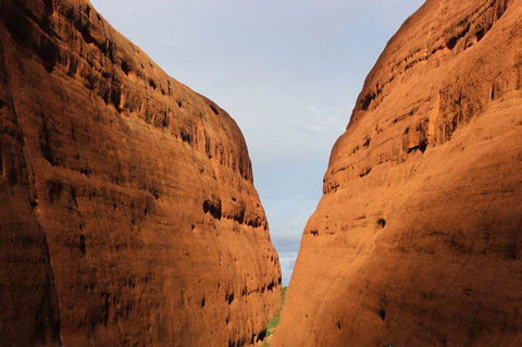 Kata Tjuta Sunrise And Valley Of The Winds Half-Day Trip - Accommodation Whitsundays 6