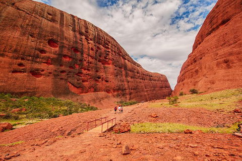 Kata Tjuta Sunrise And Valley Of The Winds Half-Day Trip - Accommodation Whitsundays 10