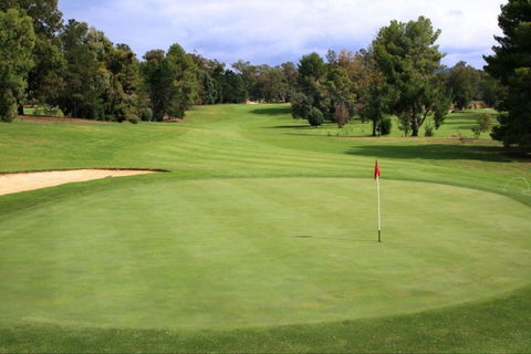 Commercial Golf Course - Accommodation Whitsundays 1