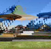 Davies Square Wallaroo - Accommodation Whitsundays