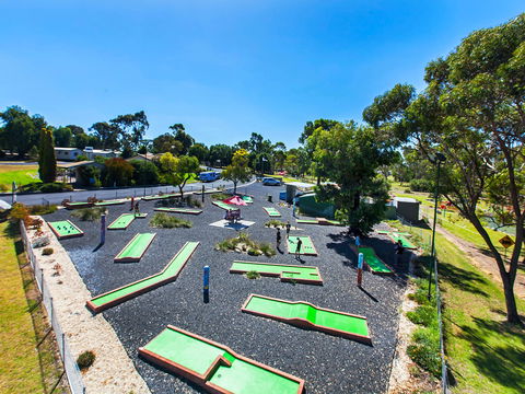 Naracoorte Mini Golf - Accommodation Whitsundays 1