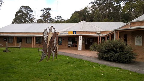Stockyard Gallery - Accommodation Whitsundays 0