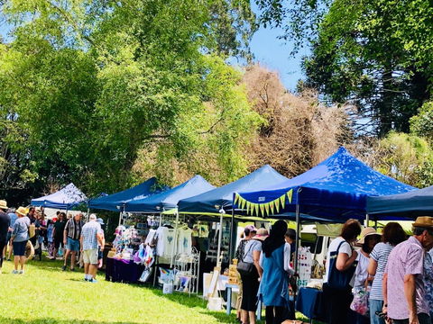 Tamborine Mountain State School Markets - Accommodation Whitsundays 2