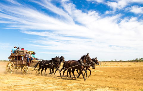 14 Day Gems Of The Outback - Accommodation Whitsundays 0