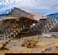 Middleton - Accommodation Whitsundays