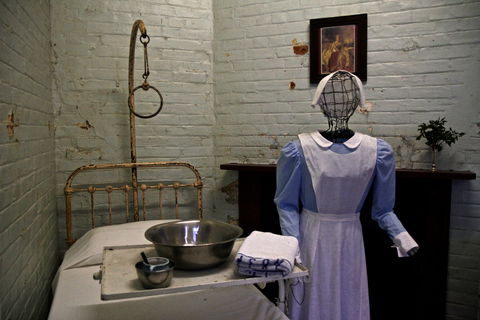 Carcoar Hospital Museum - Accommodation Whitsundays 2